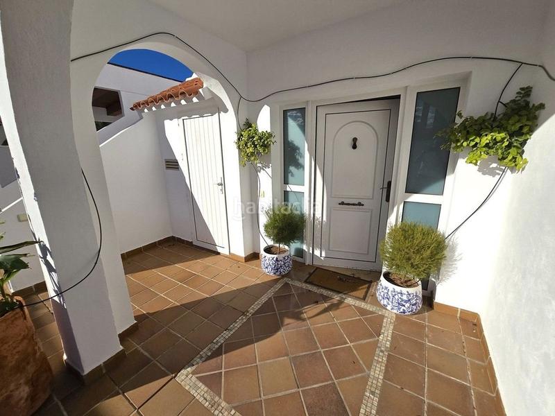 Foto c3dc97db-b35e-4ed9-bffb-95a879d52dc0. Chalet avec parking piscine dans El Playazo Vera