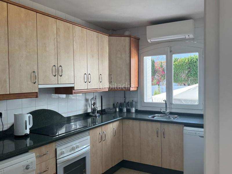 Foto a7b1d93e-bb83-42a6-acc7-f4b2565daa5f. Casa adossada amb aparcament piscina a Mojácar playa - las ventanicas - la paratá Mojácar