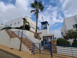 Pis  Distrito zona vista de los ángeles. Apartamento en planta baja con terraza en pueblo dorado ii  mojá