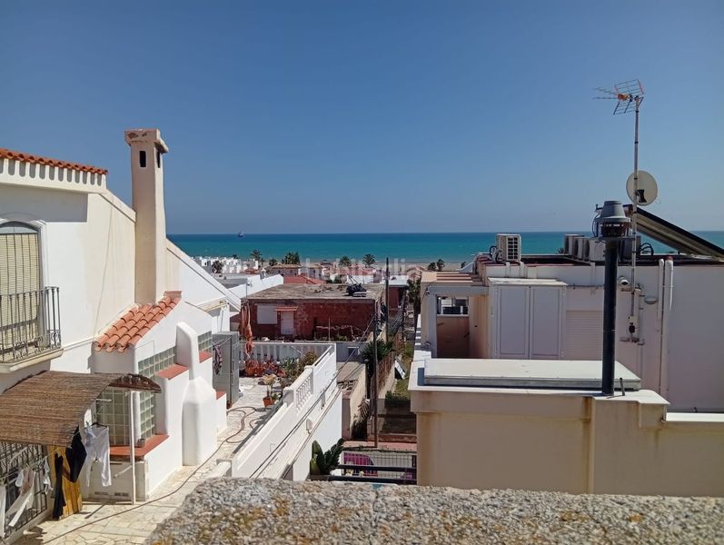 Foto ed2b68bb-bc04-4814-b2b4-e050eb6a0a16. Xalet amb aparcament a Las Marinas Garrucha