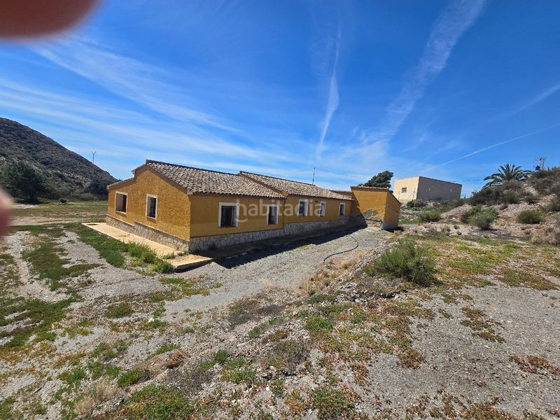 Foto 0db3470c-7fa9-40ae-a8d6-88fbb29c0c9e. Casa amb aparcament a Tébar - Los Arejos Águilas