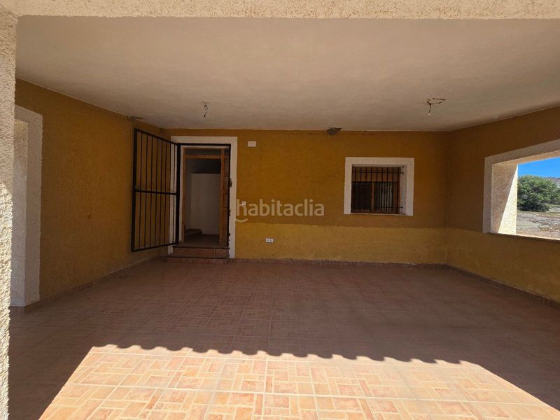 Foto 81e3fbdd-9007-4ff5-bde9-a24e0701a0a1. Casa amb aparcament a Tébar - Los Arejos Águilas