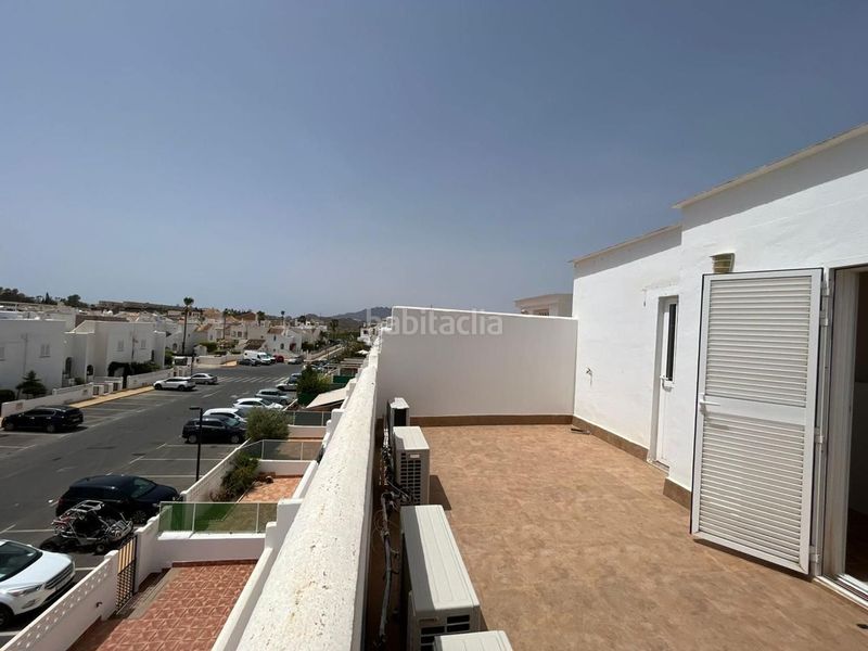 Foto c0c7c819-6e04-4304-be5d-e7472c6a9df0. Dúplex amb piscina a Las Marinas - Pueblo Laguna Vera