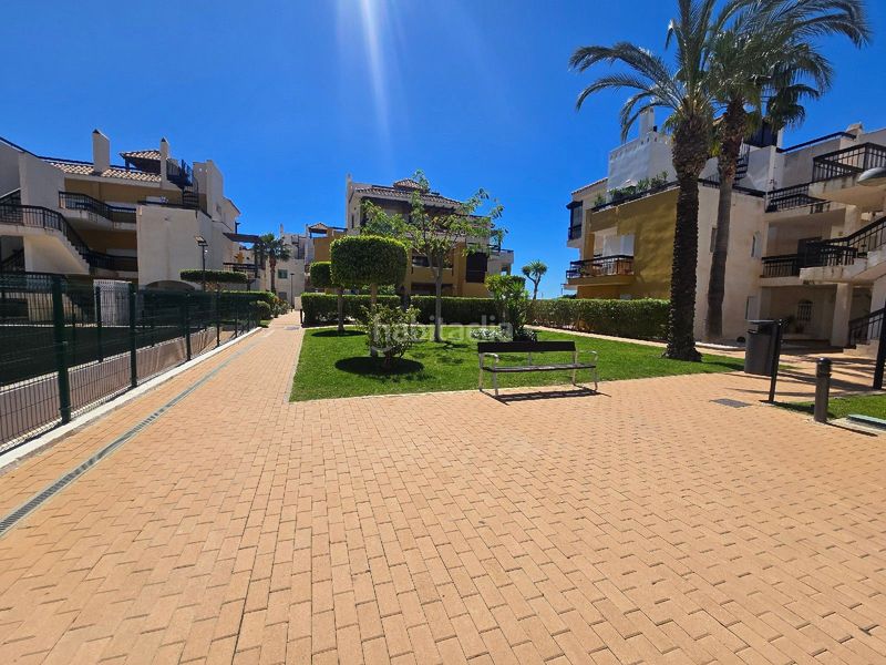 Foto 35b188b4-2c39-400b-aee6-a00fd1077f8d. Pis a av medina azahara a Lomas del Mar Vera