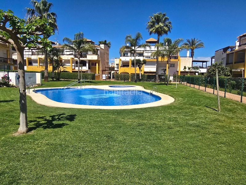 Foto 3ce36ecb-f446-4643-a86b-2e306833a645. Pis a av medina azahara a Lomas del Mar Vera