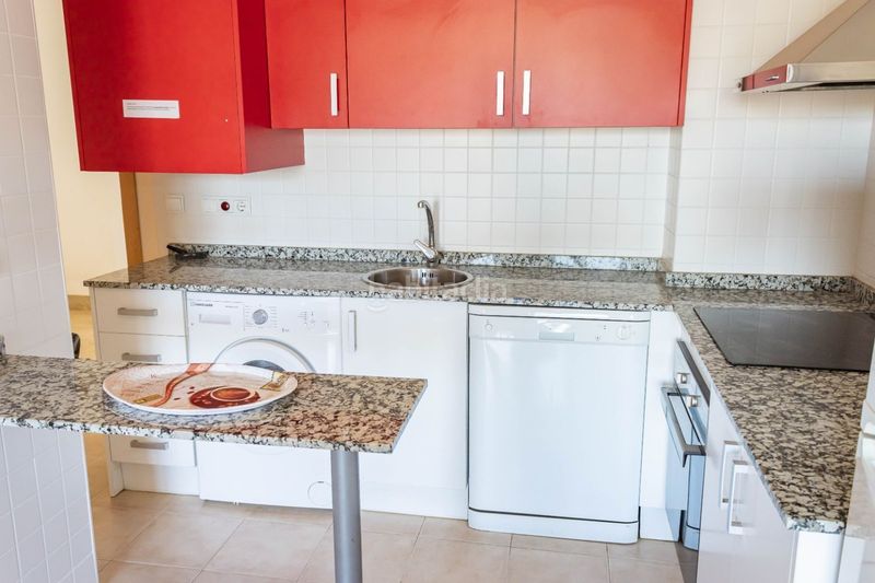 Foto a432a69a-9a09-46cd-a435-66508eb06528. Pis amb aparcament piscina a puerto Vera Vera