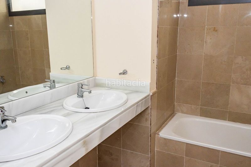 Foto c040e981-d947-443b-9212-2c0d76d9d5aa. Pis amb aparcament piscina a puerto Vera Vera