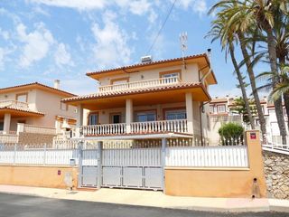 Chalet  Bajo almanzora, almería. Espectacular villa moderna con piscina privada y vistas al mar e