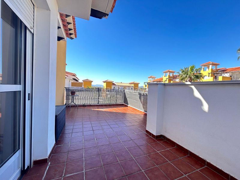 Foto a7080461-ab04-4829-a6d0-a05f41fc5739. Dúplex a calle del esparto 1 a Las Salinas Vera