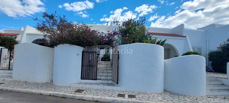 Foto b4a0034c-b570-4bdc-afdd-9ee099224fca. Casa adossada amb aparcament a Mojácar playa - las ventanicas - la paratá Mojácar