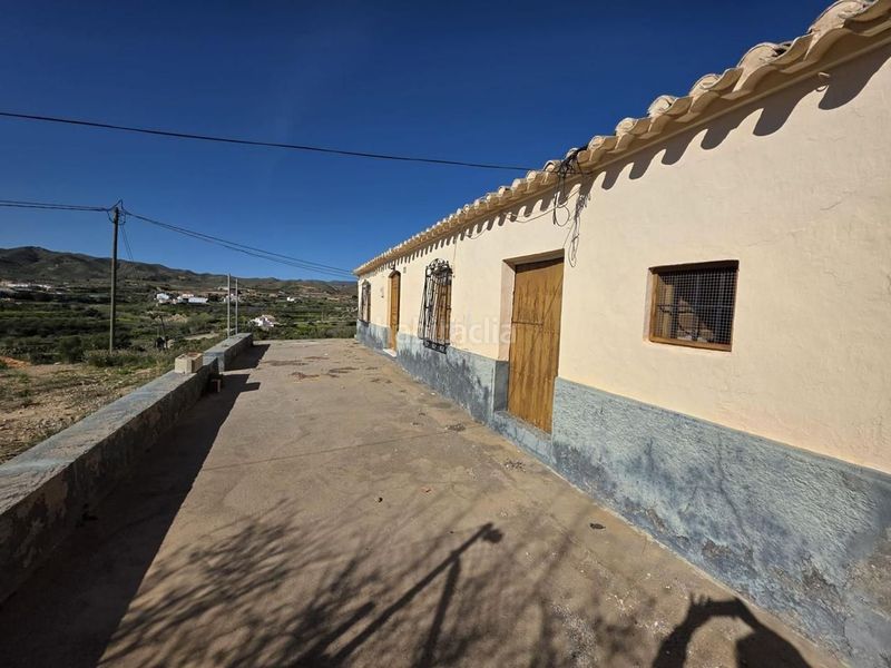 Foto b30c73cb-4559-446e-826c-c2fb60fc78b0. Casa amb aparcament a Antas