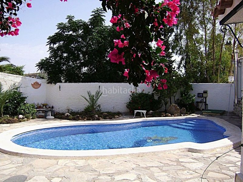 Foto b08279ef-d460-43bc-b2c1-dffd0fcc46e8. Xalet amb aparcament piscina a Bédar