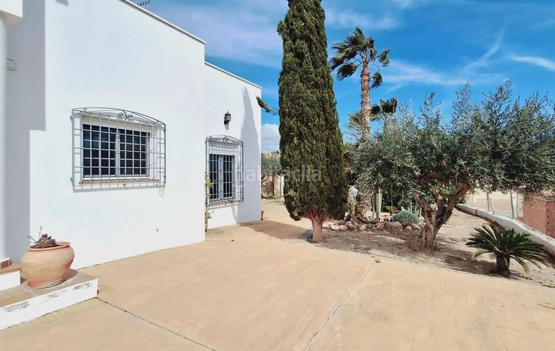 Foto a5e54cd4-2f44-41c5-a3d4-6eae93d329d2. Casa amb aparcament piscina a Gallardos (Los)