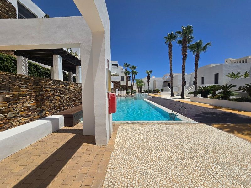 Foto a8f9bae5-56e2-4ede-8f50-e0396b543967. Àtic amb aparcament piscina a Mojácar playa - las ventanicas - la paratá Mojácar