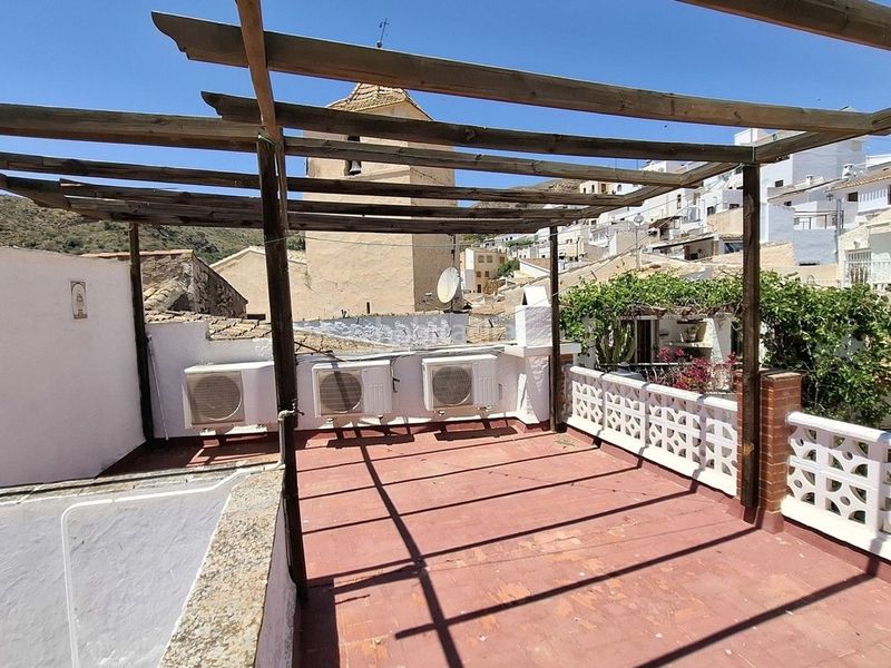 Foto 00c1d0b6-5ff2-4d83-9a9f-4780aee8647f. Casa a Bédar