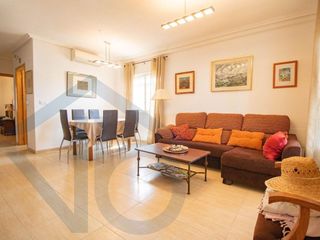 Semi detached house  Calle hispasat, 2. Magnífico dúplex de 4 dormitorios con solárium privado a 300 met