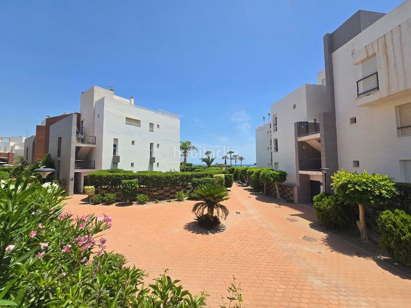 Foto a756620d-9508-40fc-a934-6154f7fb3388. Pis a calle delfin a El Playazo Vera