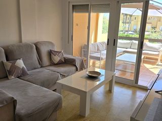 Pis  Distrito puerto vera. Encantador apartamento en planta baja con licencia turística en