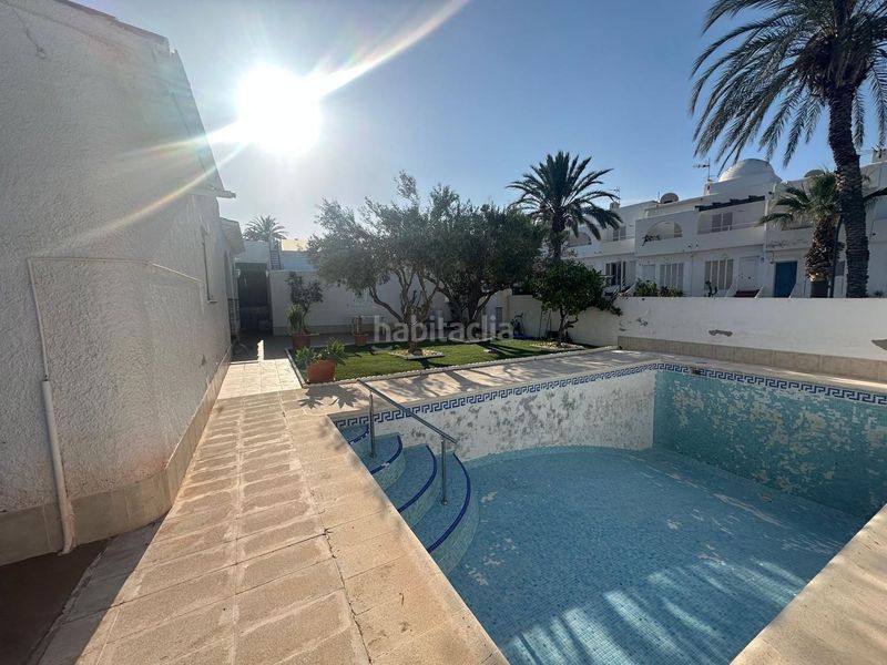 Foto 27ea2de7-7148-4c84-8e4a-53774959c049. Casa amb aparcament piscina a El Palmeral Mojácar