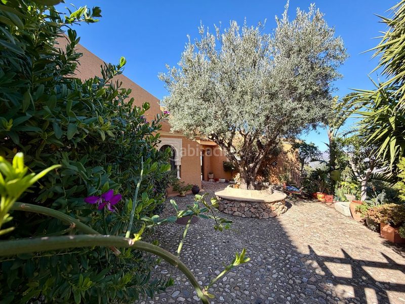Foto e29bb9c3-b87d-4730-abe4-5fd590d2c2ff. Casa amb aparcament piscina a Turre