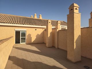 Attico  Playas del sur. Ático amueblado con terraza de 50 m a 480 metros del paseo marít