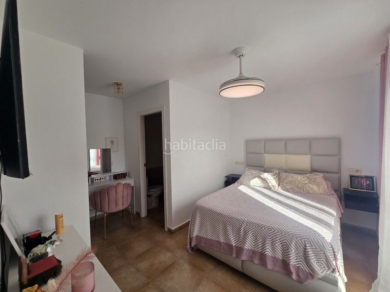 Foto fec5da59-bb38-4684-9bf9-2639fb8b3393. Dúplex amb aparcament piscina a Turre