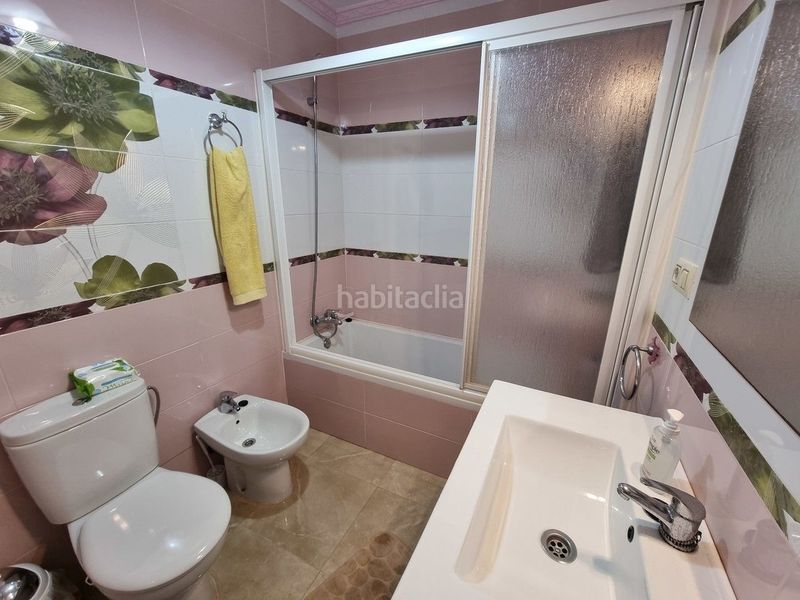 Foto bc6b6e39-c544-4ee8-9f91-2267ce95f287. Casa adossada amb piscina a Las Marinas - Pueblo Laguna Vera