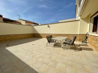 Location Maison jumelée à Campillos. Casa adosada con patio en campillos