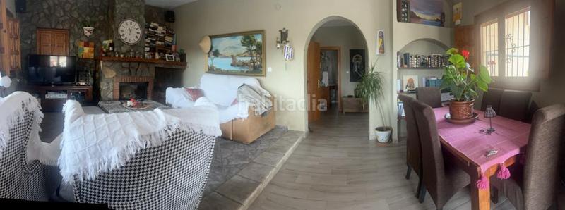 Foto ff2b8cad-eeb8-40e7-ad92-aee83ff7a276. Xalet amb xemeneia aparcament piscina a Los Collados-Los Geraneos Águilas