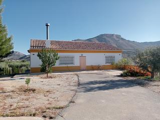 Mas  Calle jaen. Casa de campo en velez rubio, almería.