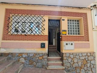 Location Maison à Casco Antiguo. Casa de alquiler e el centro de águilas.