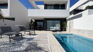 Casa aparellada a Las Lomas - Las Yucas. Viviendas unifamiliares a 100m de la playa en águilas