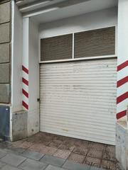 Miete Autoparkplatz in Calle floridablanca 11. Se alquilan dos plazas de garaje en el centro