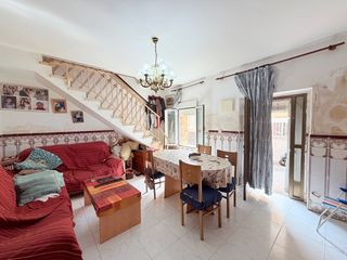 Casa aparellada a Casco Antiguo