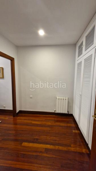 Foto 92b5f995-4d64-4812-89f4-e28876bb7a6c. Miete etagenwohnung mit heizung in Parte Vieja Donostia - San Sebastián