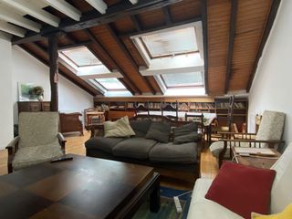 Lloguer Pis a Área Romántica. Para universitarios. curso 2627. cuatro habitaciones, piso exter