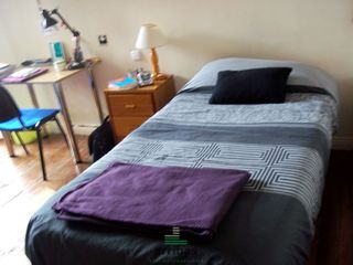 Miete Etagenwohnung in Área Romántica. Exclusivamente para universitarios. amplia vivienda para cuatro