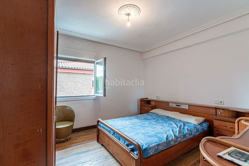 Foto f6c3bc17-bc89-477d-a57c-0624c7fdc35d. Pis a Urnieta