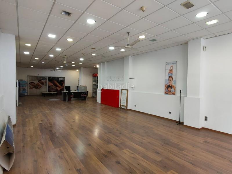 Foto be3ca7f0-8658-42b0-a6dd-36a99b0d1344. Affitto locale commerciale in avinguda de cubelles 6 in Vilanova i la Geltrú