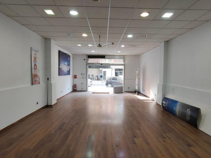 Foto 1ae9a63a-cc11-41c1-ba87-53dc3c12695c. Rent business premise in avinguda de cubelles 6 in Vilanova i la Geltrú