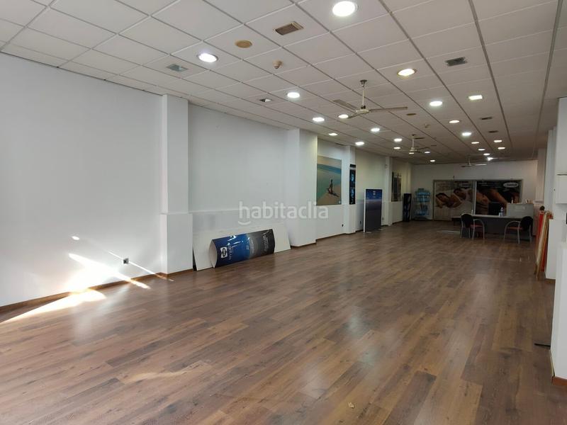 Foto b289a1ff-50dc-42b4-9f11-a084334cda16. Rent business premise in avinguda de cubelles 6 in Vilanova i la Geltrú