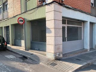 Miete Geschäftsraum in Escodines. Local  en manresa