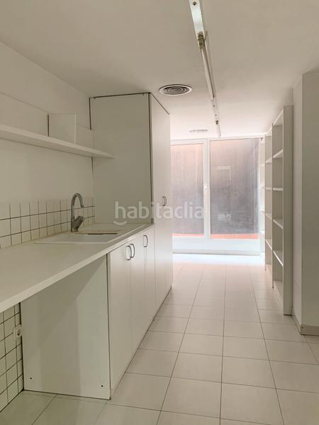 Foto 6b4e2cc8-b4ef-4101-9633-b5e36f1182e0. Local comercial local en venda! gran oportunitat! en Manresa