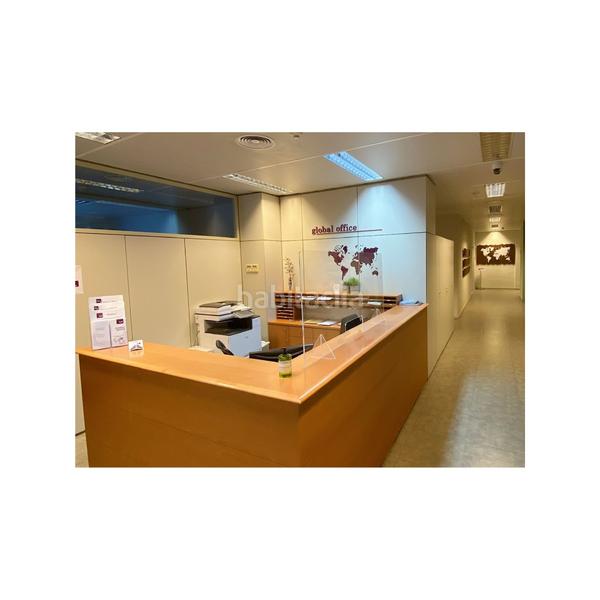 Foto ca454b83-ebca-4a30-a8d3-f1c8e5bc5138. Location bureau dans carrer de puigterrà de baix 5 dans Manresa