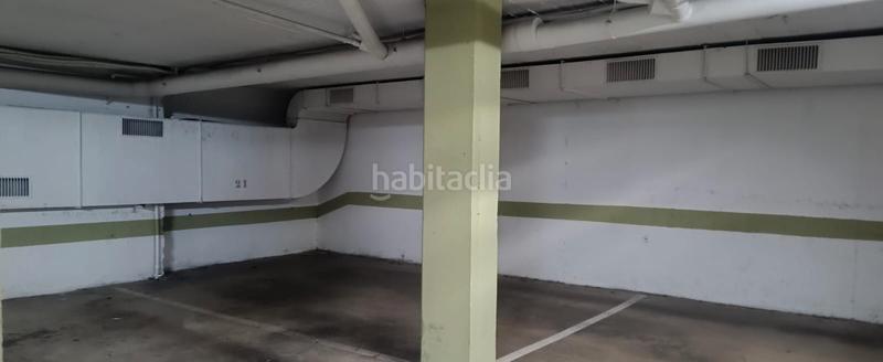Foto e4fe0606-6503-4707-b158-1b3bda0a1f54. Parking coche plaza de parqking en Escodines Manresa