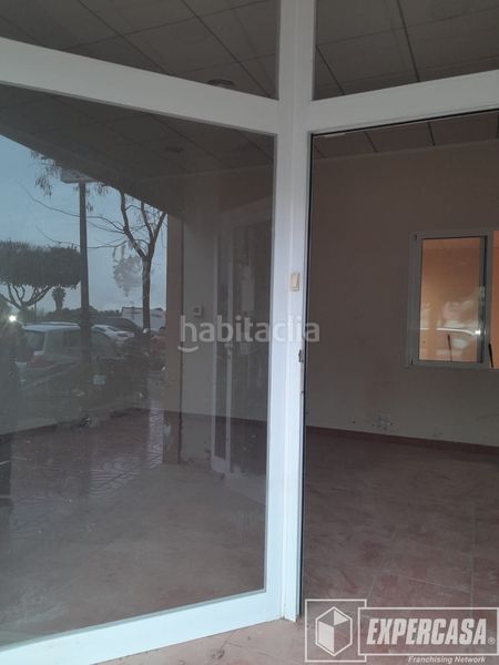 Foto 23b06f48-b3b4-435d-b258-5ddfcaad6fa4. Rent business premise in Albal