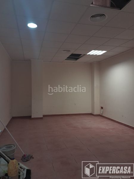 Foto 31abdac2-e888-4370-84e4-560406290dd7. Rent business premise in Albal