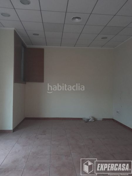 Foto b97629d3-87ba-49d3-8bcb-edd8be4d86ef. Rent business premise in Albal