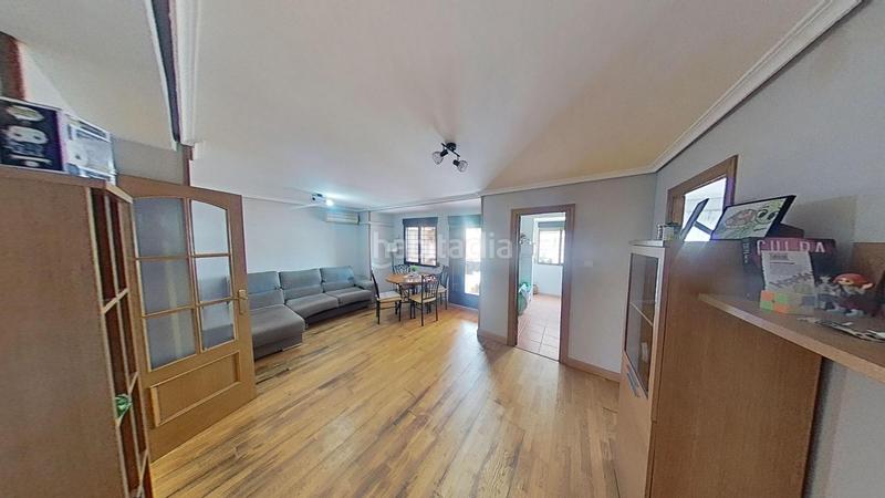Foto a13247d2-ab11-41e8-a87b-4a3e1d2bb5e4. Appartement dans Benimàmet Valencia