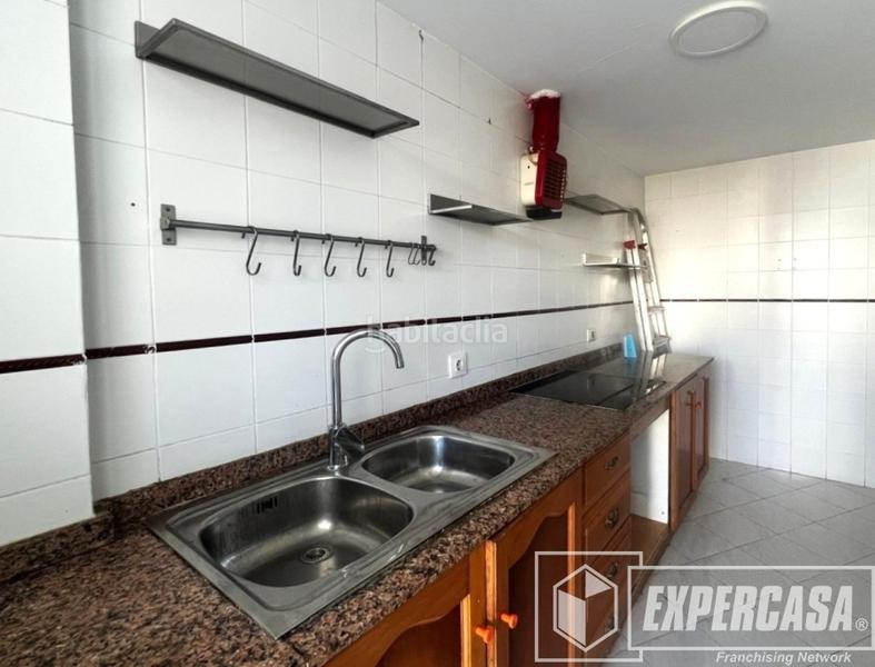 Foto 451d4b6a-ac7d-4d7e-9217-a27cf4b404be. Appartamento con parcheggio piscina in El Perellonet Valencia